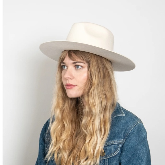 NWT fedora of 100% Australian wool felt and trimmed genuine suede band - Picture 9 of 15